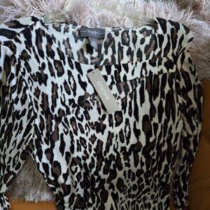Travelers by Chicos Animal Print dress - Size 1 - NWT